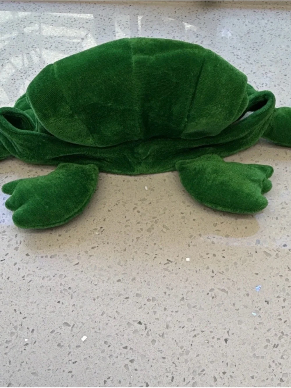 Green Plush Frog Hideout Bed for Small Pets